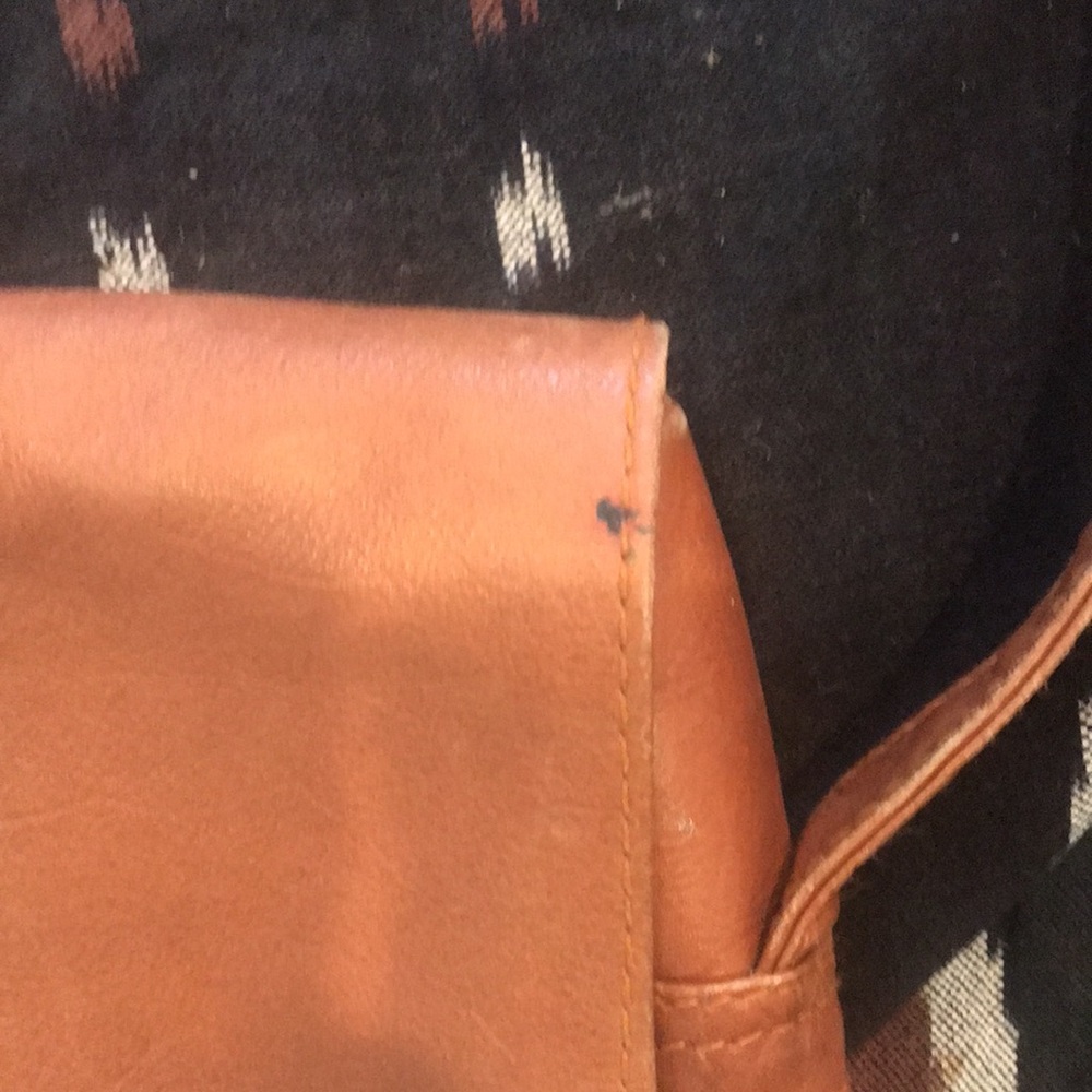 Vintage Leather Messenger Bag - Picture 9 of 16